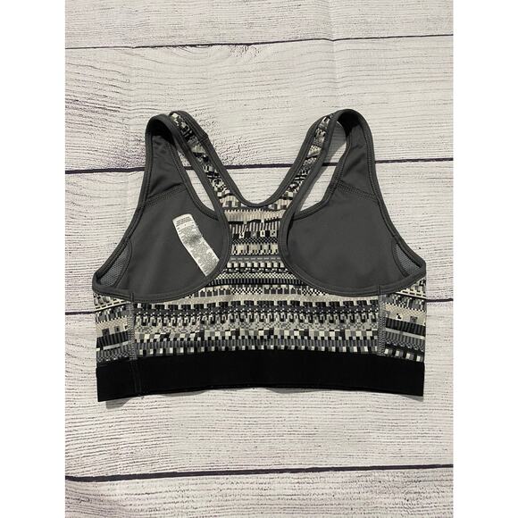 Nike Sports Bra size small - Picture 2 of 2
